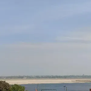 Mandakini P. Guest house